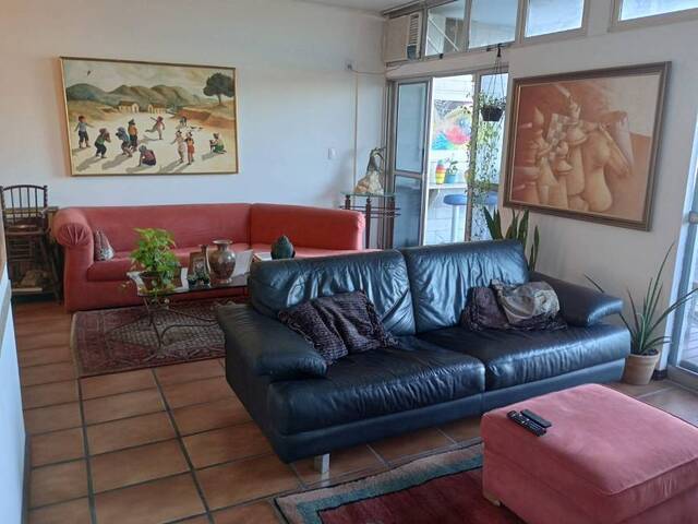 Apartamento para Venda em Cabo Frio - 4