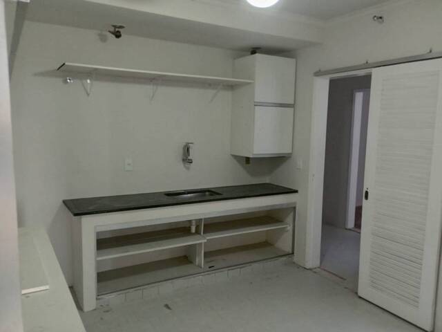 #AP2/235 - Apartamento para Venda em Cabo Frio - RJ