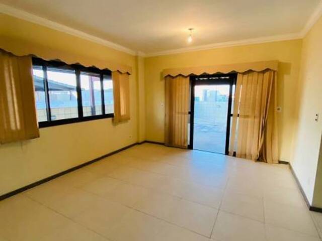 Apartamento para Venda em Cabo Frio - 2