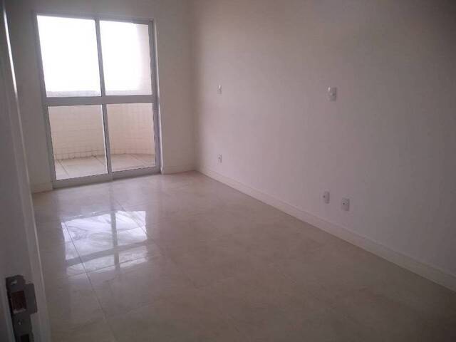 Apartamento para Venda em Cabo Frio - 5