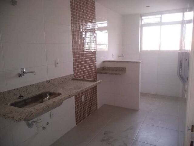 Apartamento para Venda em Cabo Frio - 3