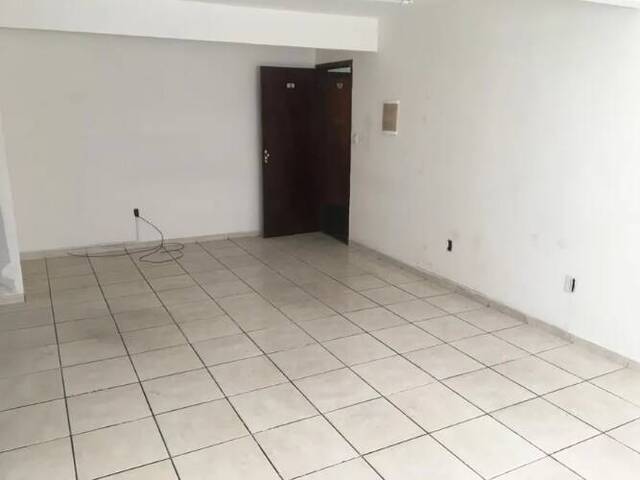 Sala para Locação em Cabo Frio - 4