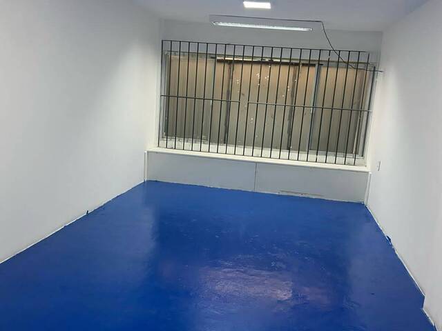 #AF0222 - Sala para Locação em Cabo Frio - RJ