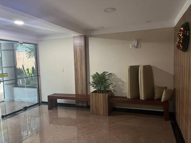 Apartamento para Venda em Cabo Frio - 2