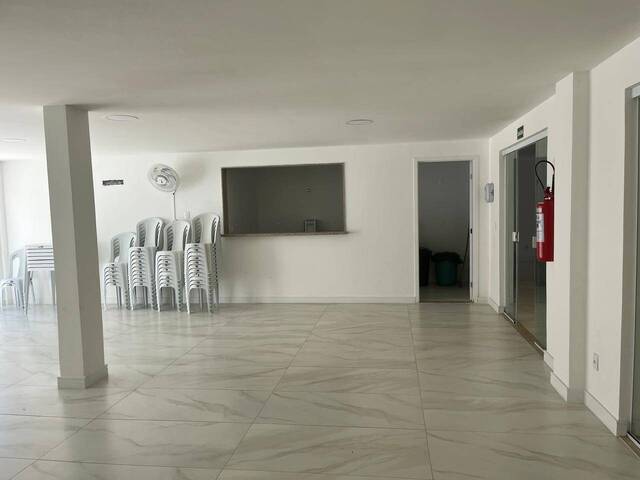 Apartamento para Venda em Cabo Frio - 4